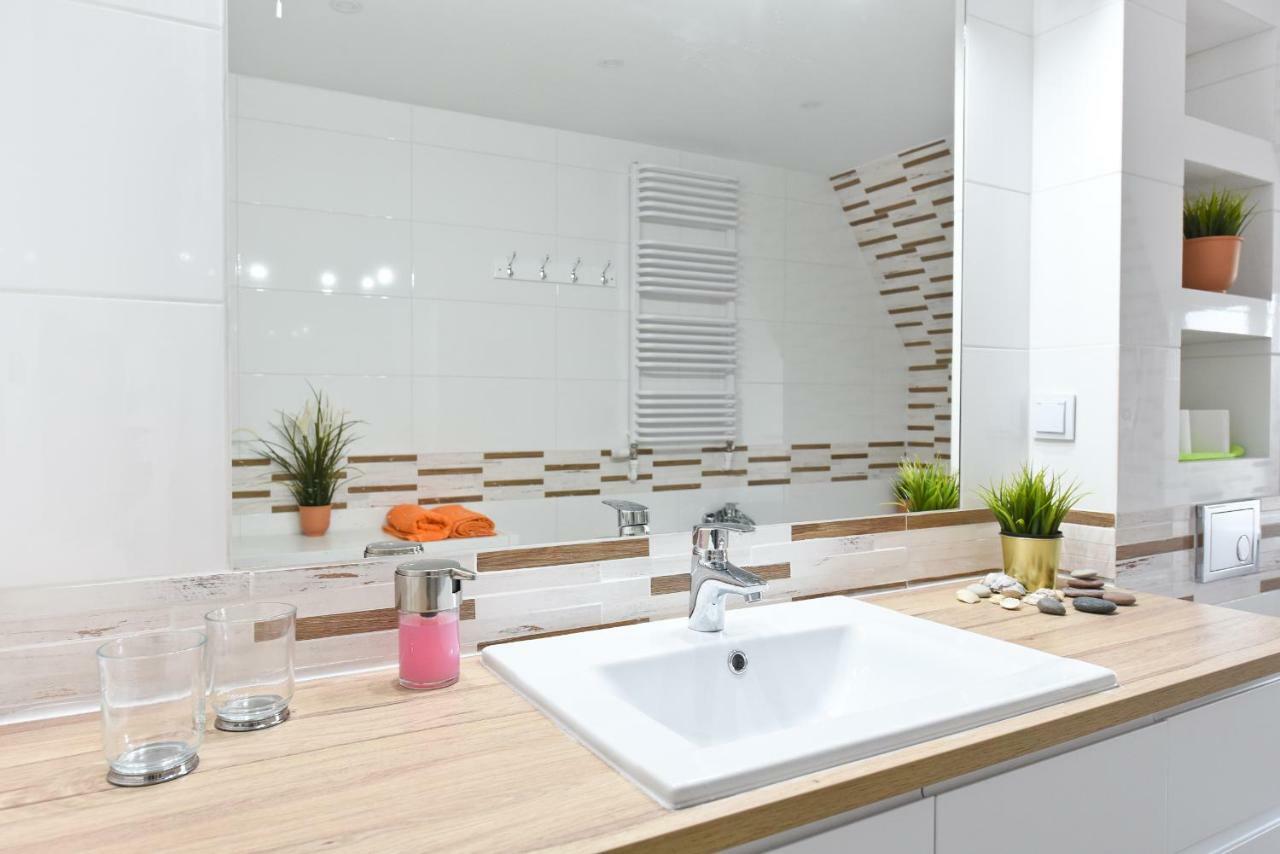Apartament Centrum Z Miejscem Parkingowym Торунь Экстерьер фото