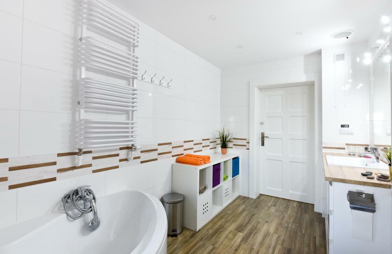 Apartament Centrum Z Miejscem Parkingowym Торунь Экстерьер фото