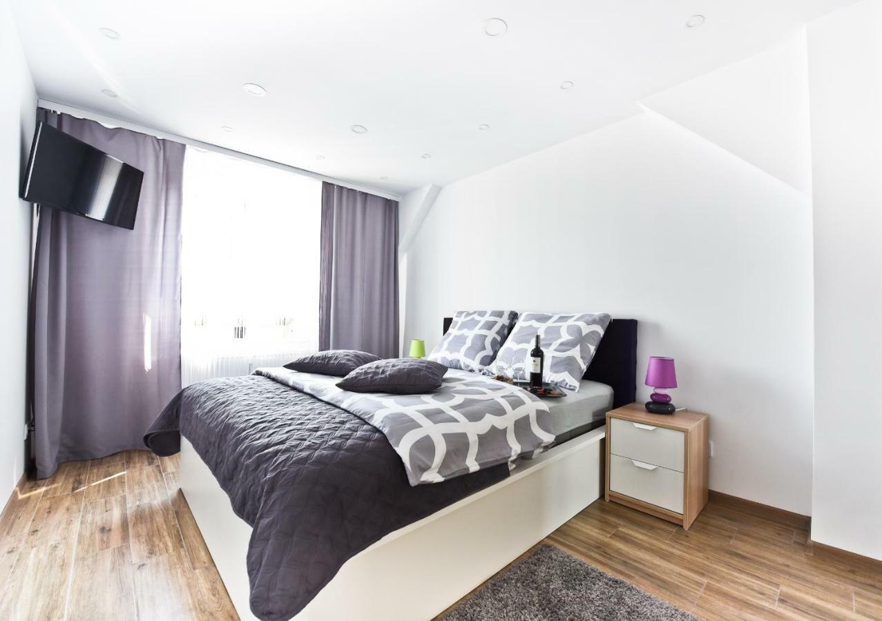 Apartament Centrum Z Miejscem Parkingowym Торунь Экстерьер фото
